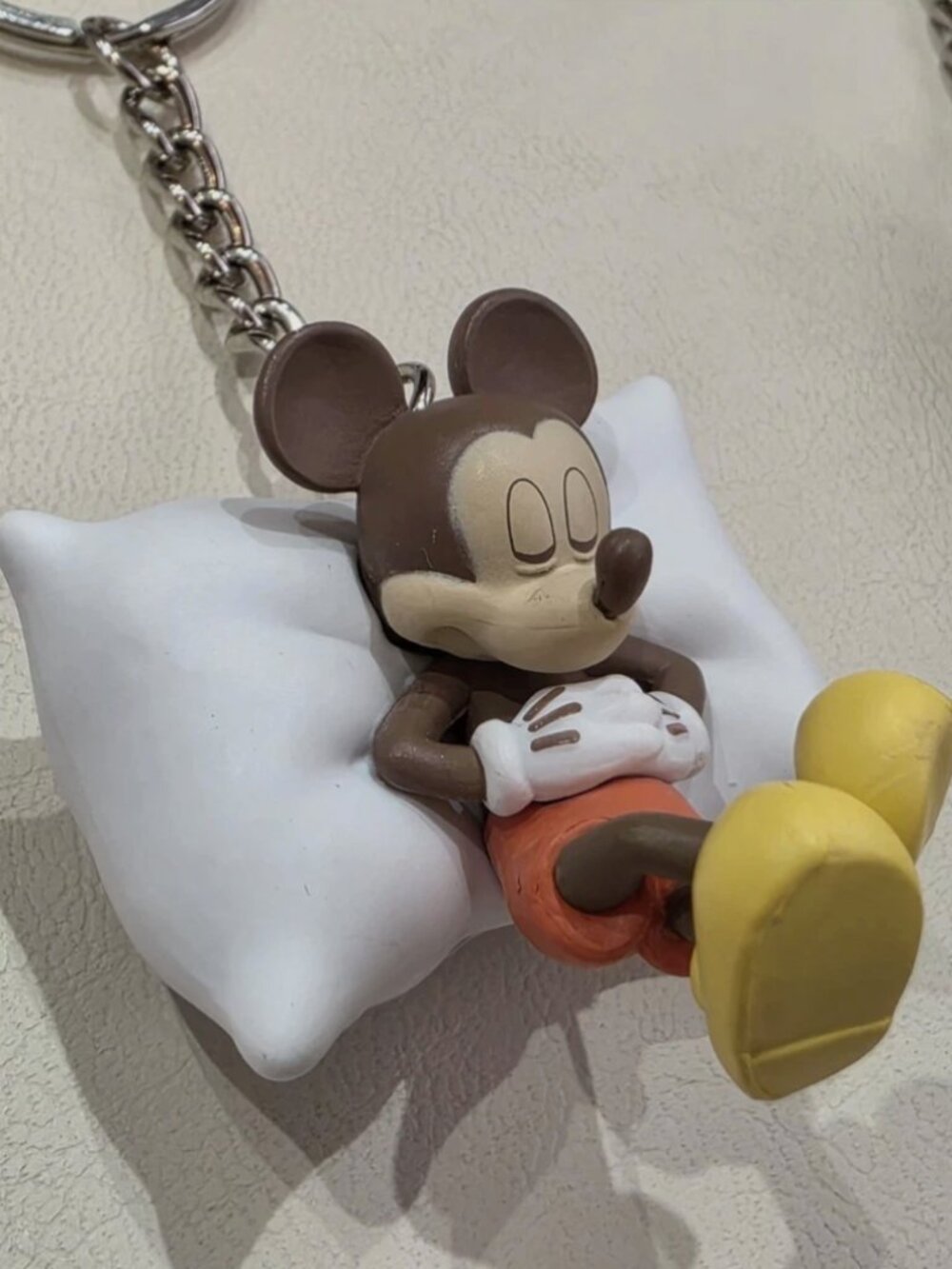 Disney Mickey Mouse 3D Figure PVC Keychain Key Ring Key Holder - Picture 5 of 6